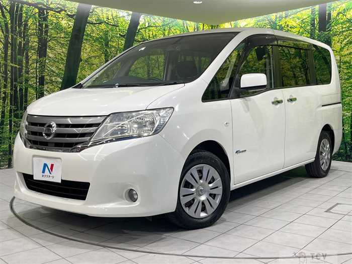 2013 Nissan Serena