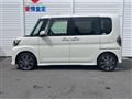 2017 Daihatsu Tanto