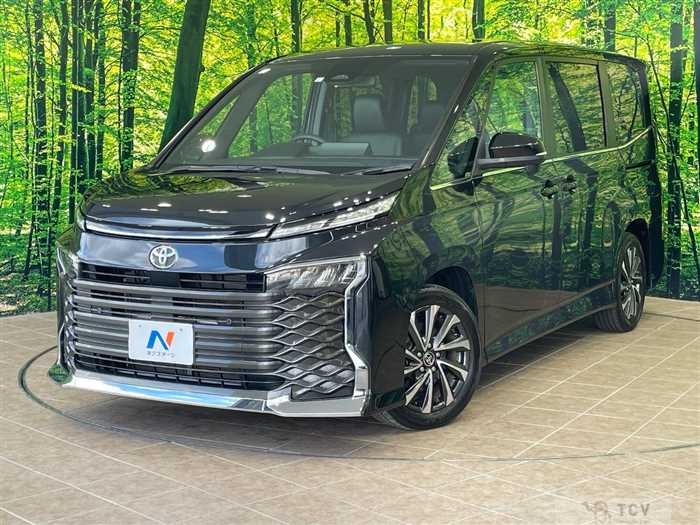 2023 Toyota Voxy