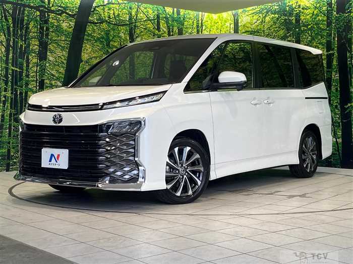 2025 Toyota Voxy