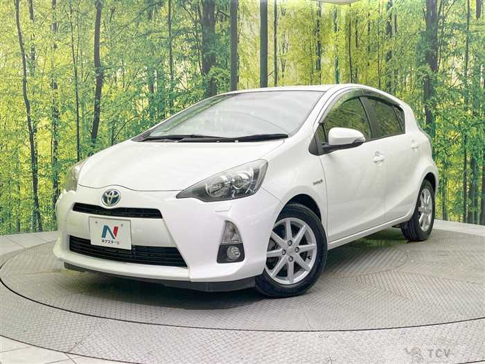 2013 Toyota AQUA