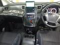 2011 Toyota Vellfire