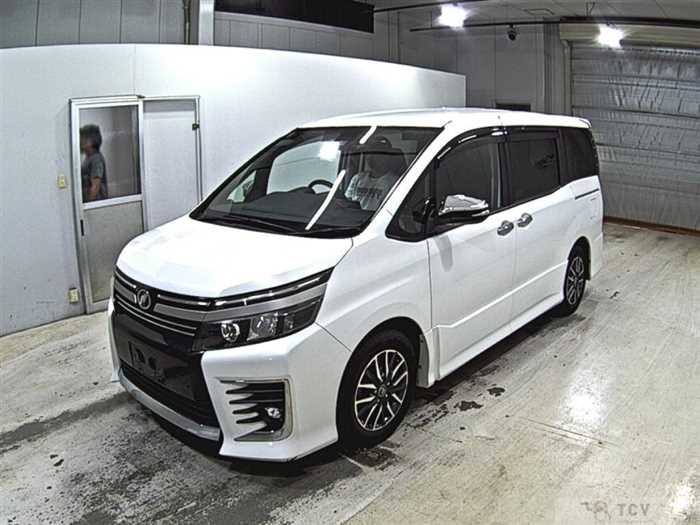2017 Toyota Voxy