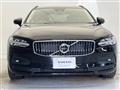 2022 Volvo V90
