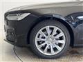 2022 Volvo V90
