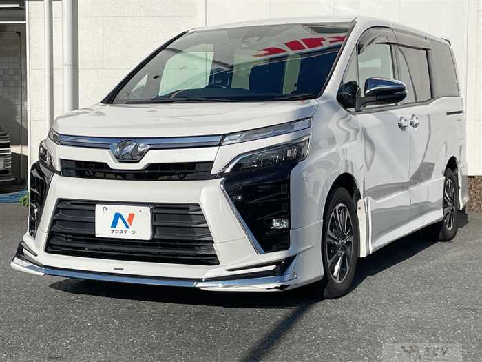 2017 Toyota Voxy
