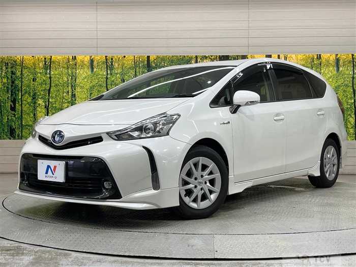 2017 Toyota PRIUS α