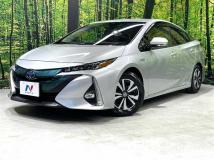 2017 Toyota Prius PHV