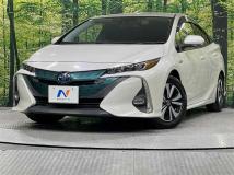 2018 Toyota Prius PHV