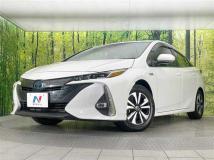 2022 Toyota Prius PHV