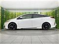 2022 Toyota Prius PHV