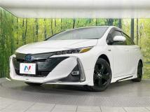 2022 Toyota Prius PHV