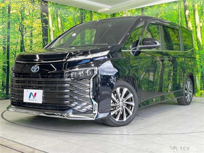 2023 Toyota Voxy