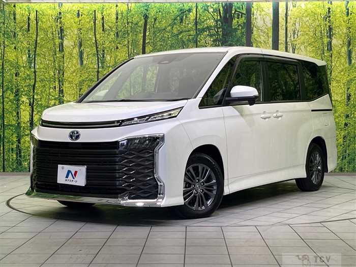 2023 Toyota Voxy