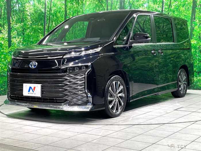 2025 Toyota Voxy