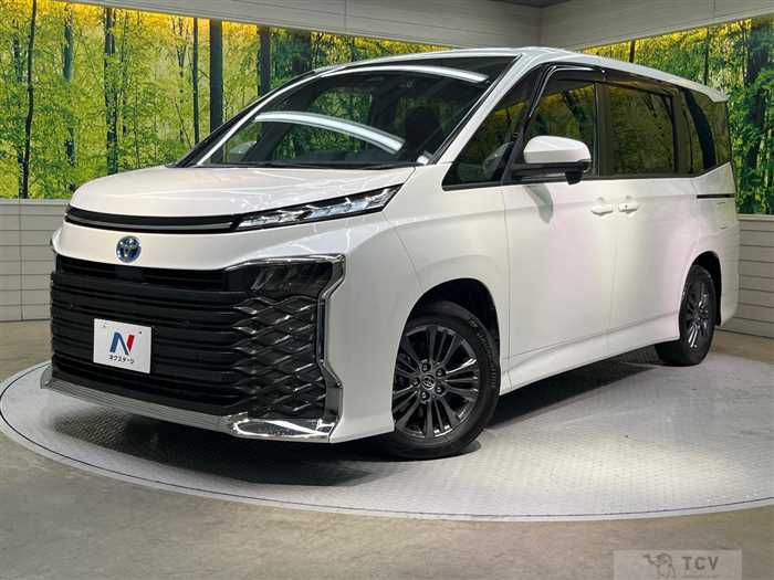 2022 Toyota Voxy