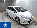 2013 Toyota PRIUS α