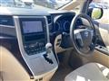 2013 Toyota Alphard G