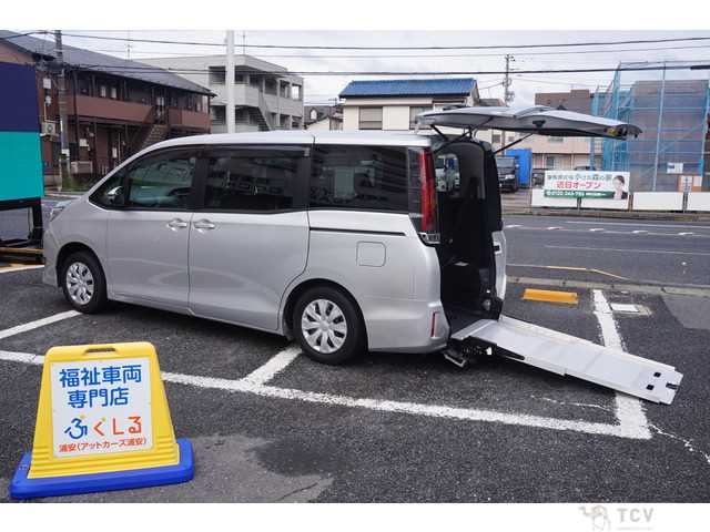 2020 Toyota Noah