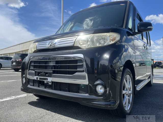 2010 Daihatsu Tanto Custom