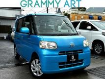 2011 Daihatsu Tanto