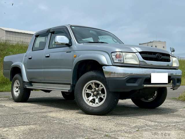 2003 Toyota Hilux