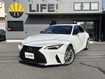2024 Lexus IS