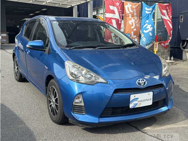 2013 Toyota AQUA