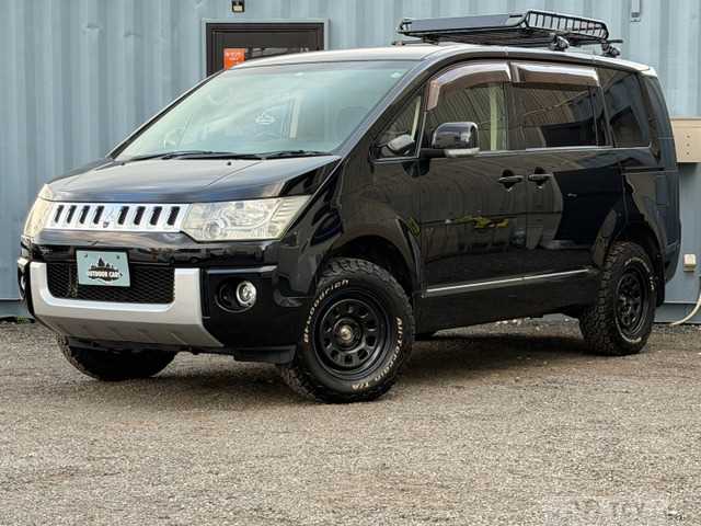 2009 Mitsubishi Delica D5
