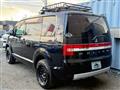 2009 Mitsubishi Delica D5