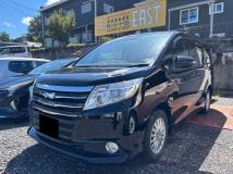2014 Toyota Noah