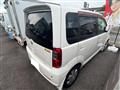 2005 Nissan Otti