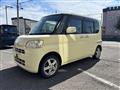 2010 Daihatsu Tanto
