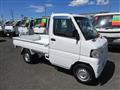 2012 Mitsubishi Minicab Truck