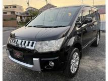 2011 Mitsubishi Delica D5