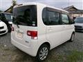 2012 Daihatsu Tanto