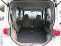 2012 Daihatsu Tanto