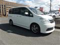 2006 Nissan Serena