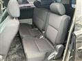 2004 Toyota Noah