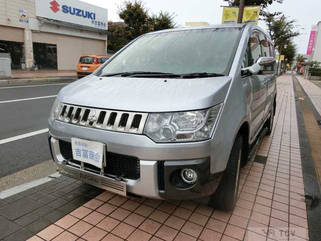 2008 Mitsubishi Delica D5