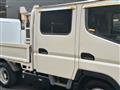 2017 Mitsubishi Canter