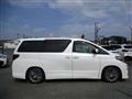 2013 Toyota Alphard G