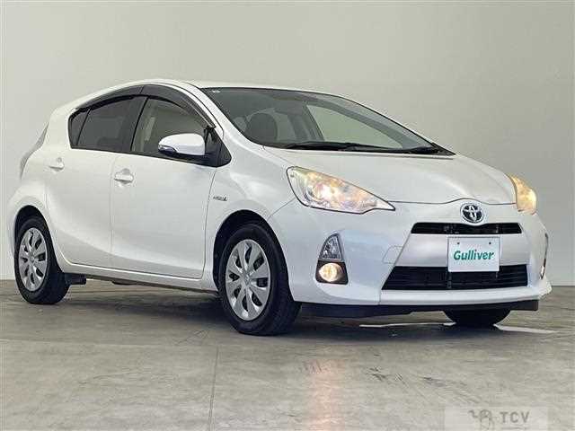 2013 Toyota AQUA