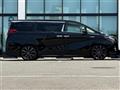 2015 Toyota Alphard Hybrid