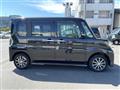 2017 Daihatsu Tanto