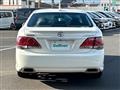 2011 Toyota Crown Athlete Series