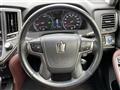 2013 Toyota Crown Hybrid