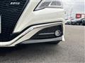 2018 Toyota Crown Hybrid