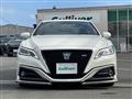 2019 Toyota Crown Hybrid