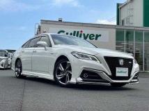 2019 Toyota Crown Hybrid